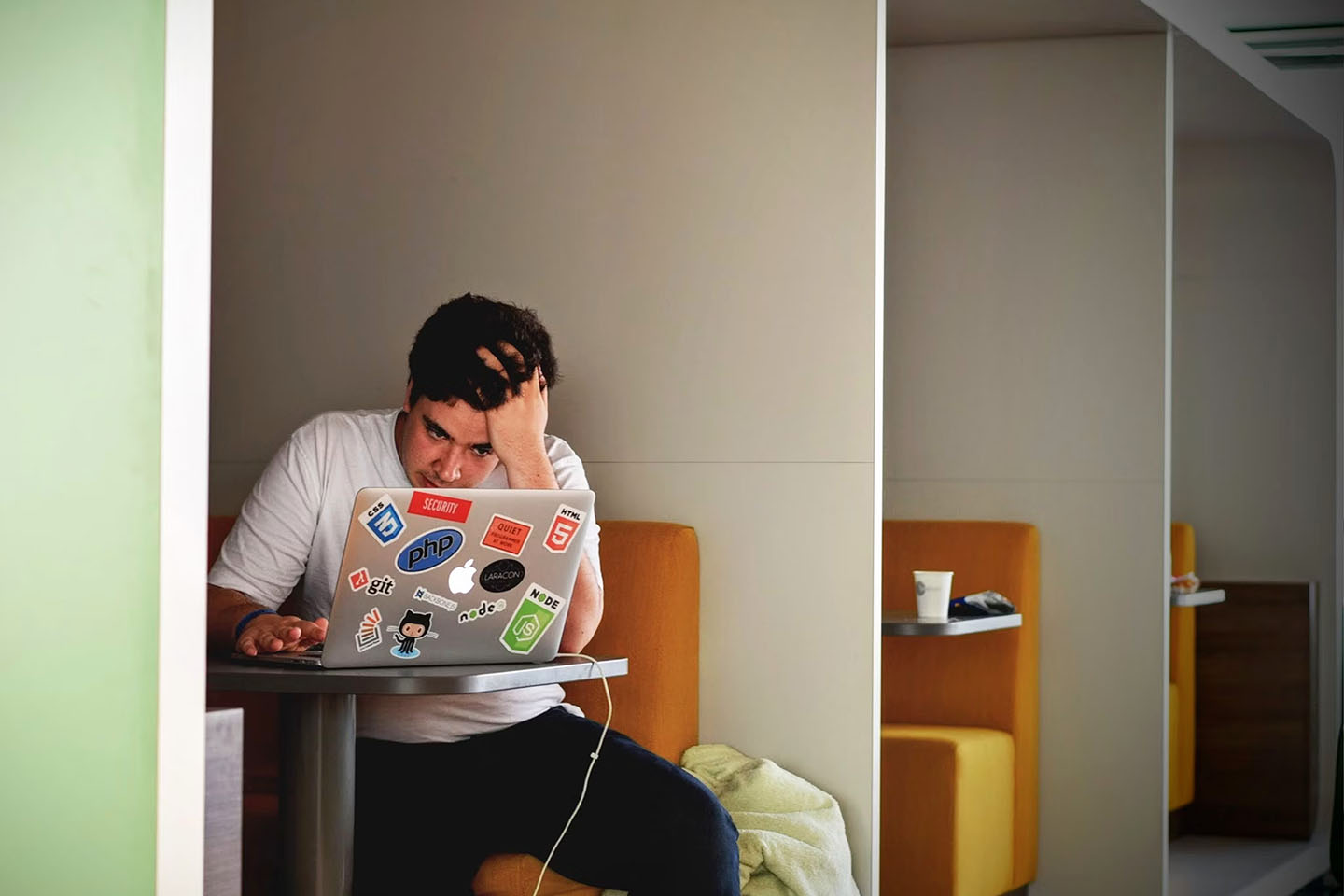 Vos prospects ignorent votre valeur ? 7 erreurs courantes qui font perdre des ventes